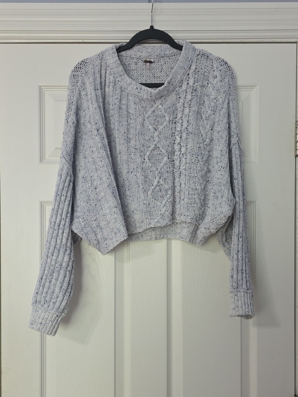 Free People Speckled Light Gray Cable Cropped Crewneck Sweater